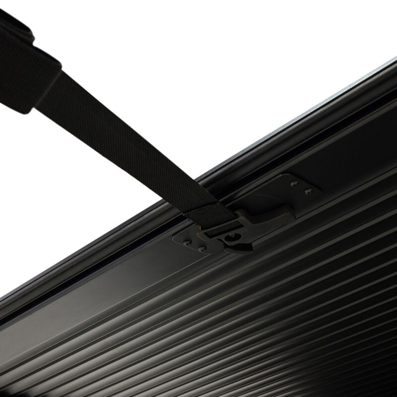 Westin Manual Retractable Tonneau Cover, 6 ft. Bed, fits Toyota Tacoma