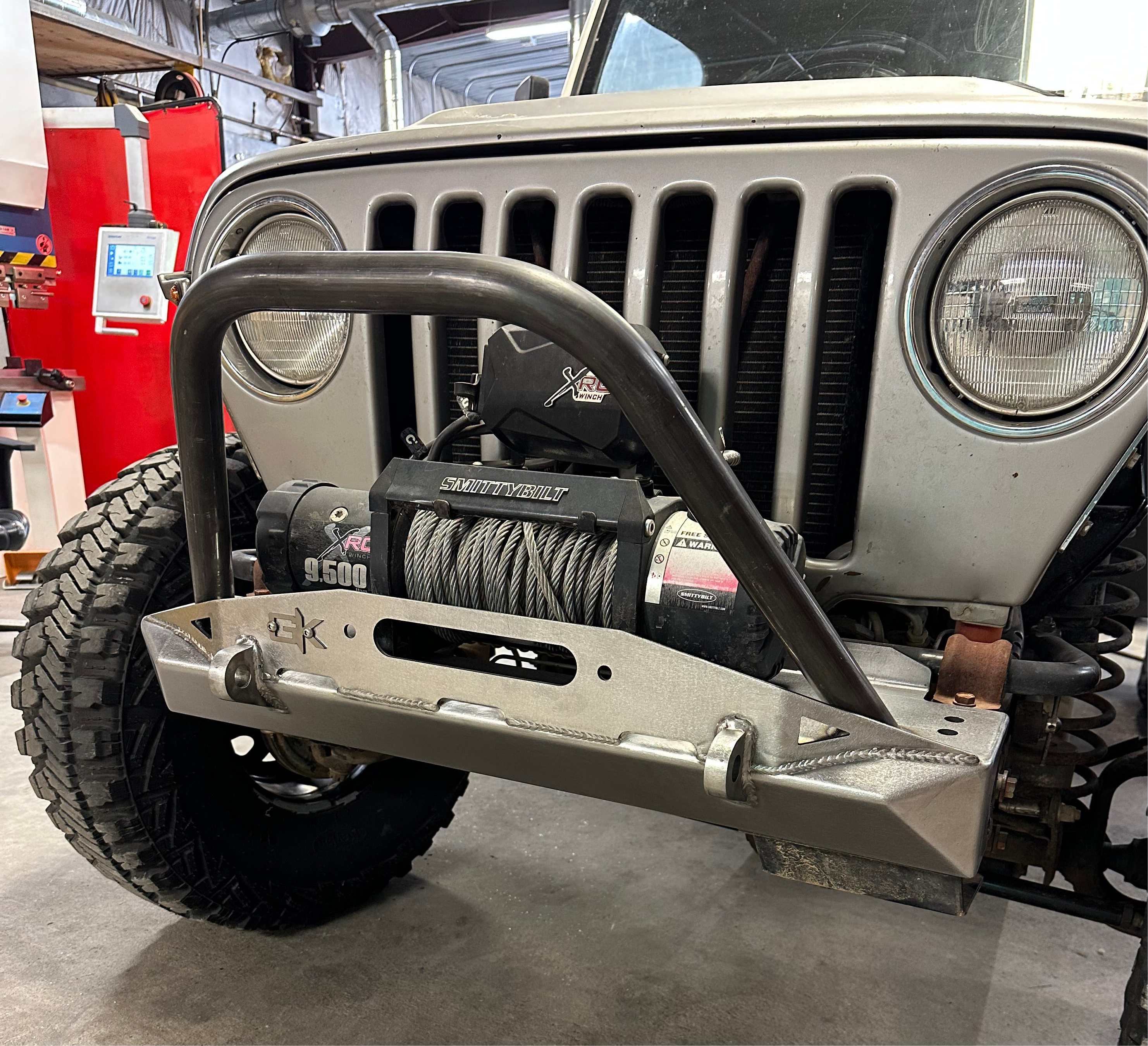Front Diamond Series Stubby Bumper for Jeep TJ Wrangler