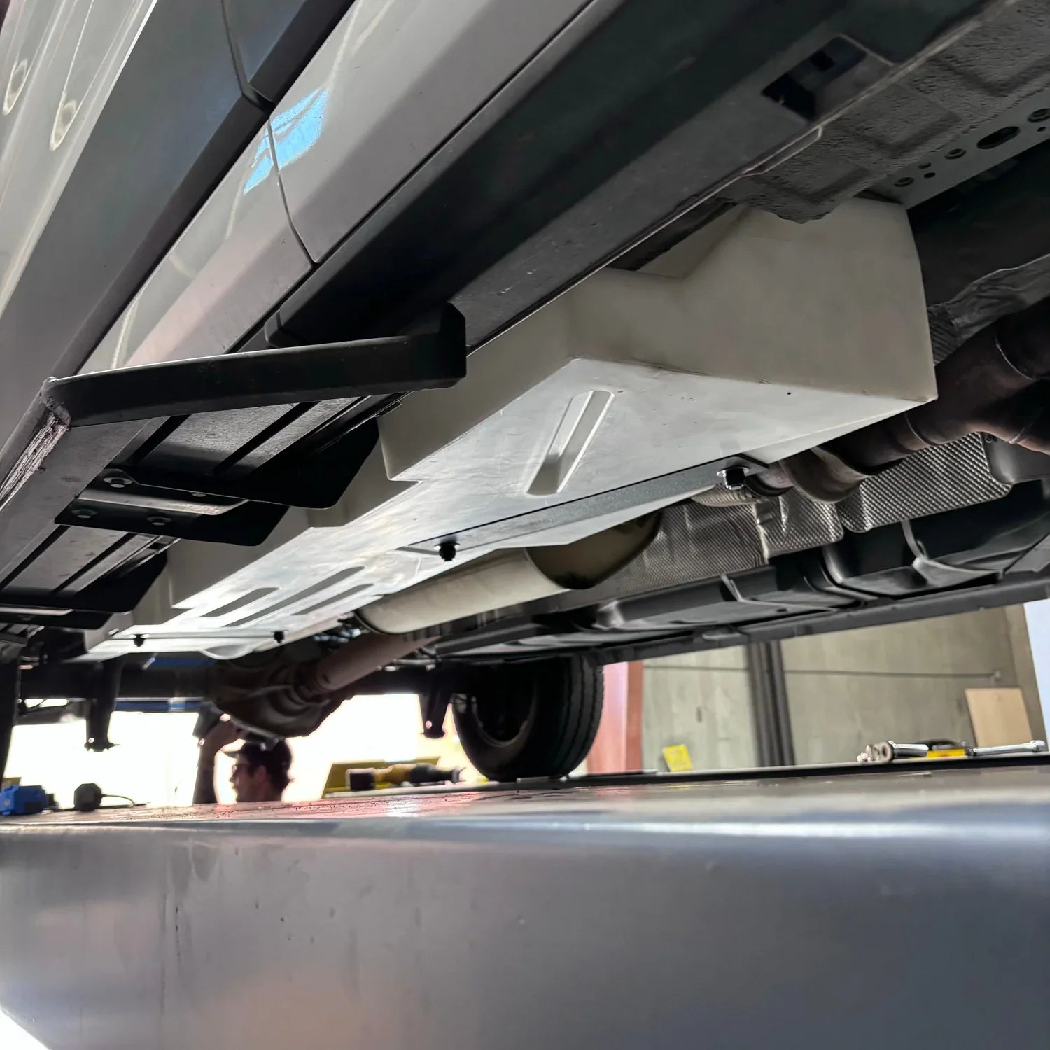 20 Gallon Passenger Side Undercarriage Fresh/Grey Water Tank for 2015-2026 Ford Transit 148" & 148" EXT