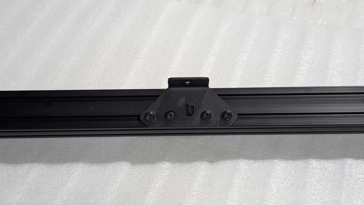 upTOP Overland TRUSS tent L-bracket on crossbar