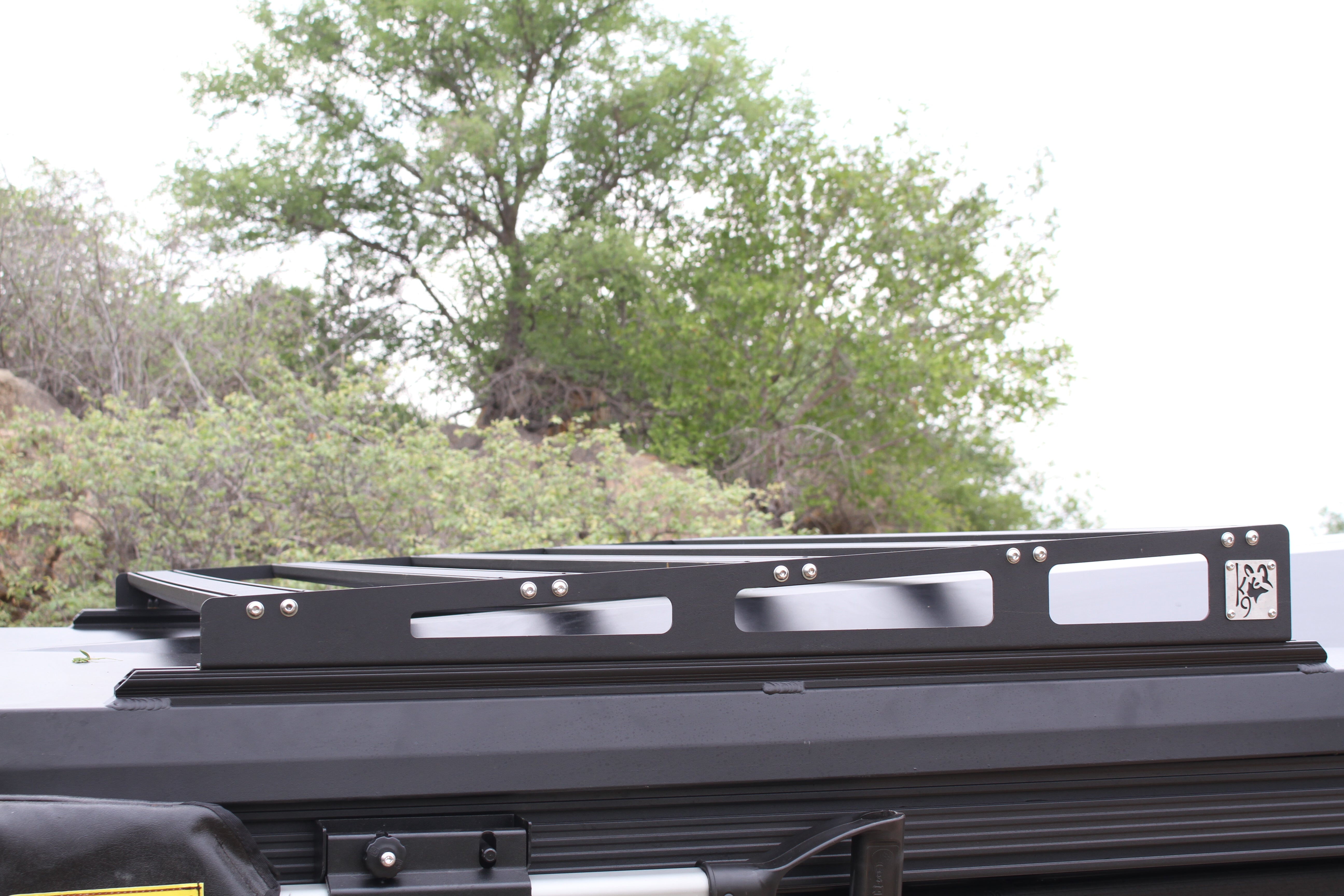 Tienda de campaña rígida para techo Equipt Blade 40th Edition