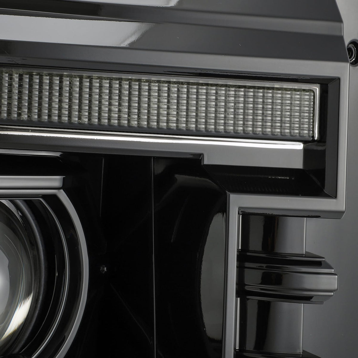 AlphaRex PRO-Series Halogen Projector Headlights for Ford Super Duty - Alpha-Black