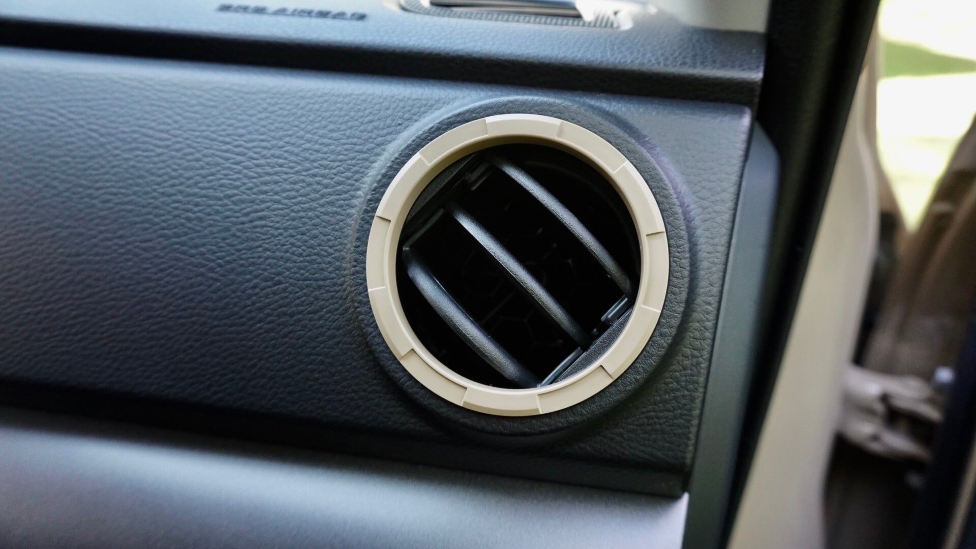 Vent Rings (2014-2021 Tundra) - QUICKSAND