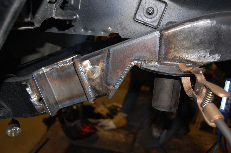 Jeep Wrangler Rear Upper Spring Post W/Spring Retainer (1997-2006, TJ/LJ)
