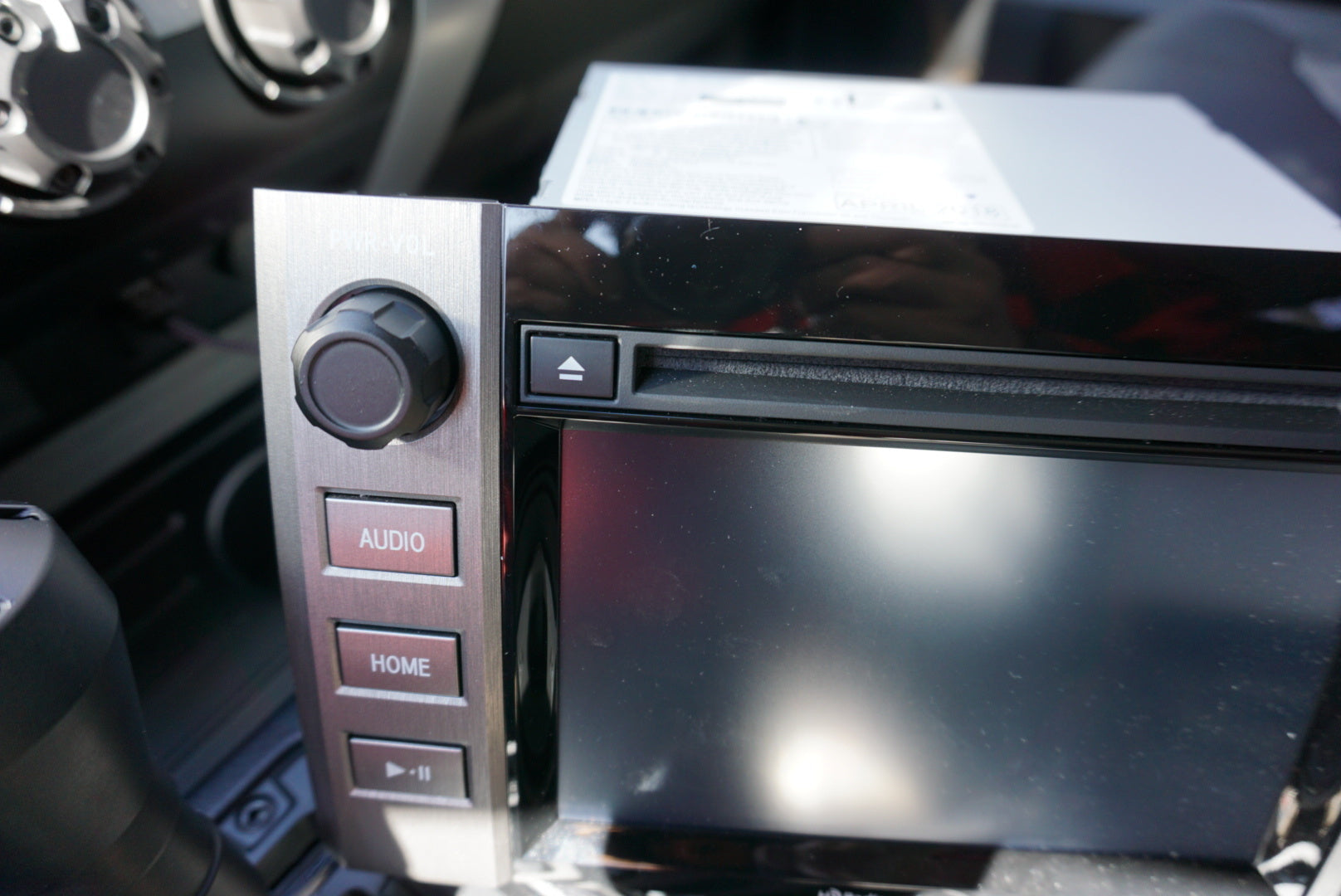 Radio Knobs (2014-2019 Tundra) - RED