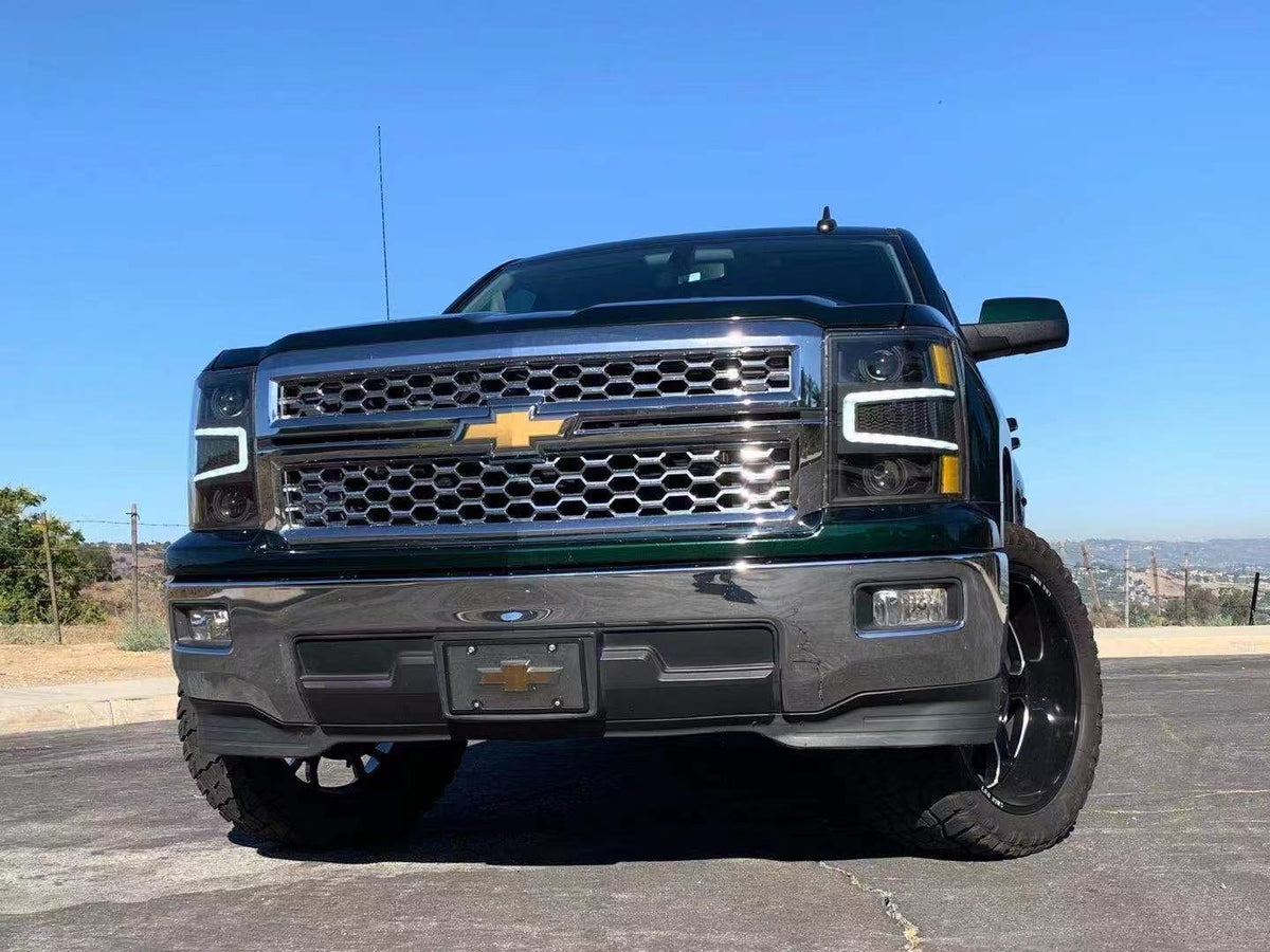 AlphaRex PRO-Series Halogen Projector Headlights for Chevrolet Silverado 1500 - Black