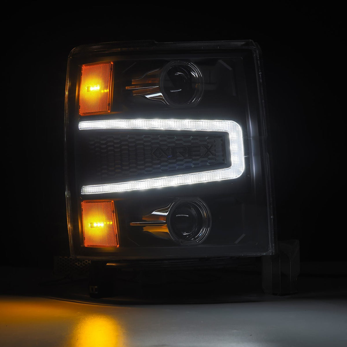 AlphaRex PRO-Series Halogen Projector Headlights for Chevrolet Silverado 1500 - Black