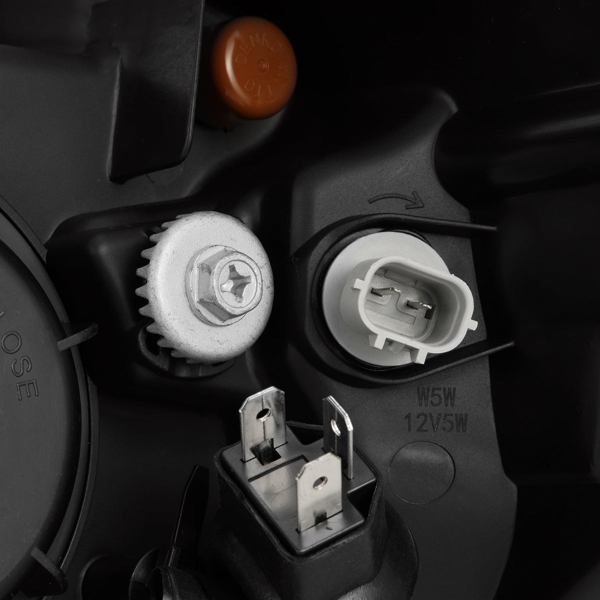 AlphaRex MK II LUXX-Series LED Crystal Headlights for Toyota Tundra (2014-2021)