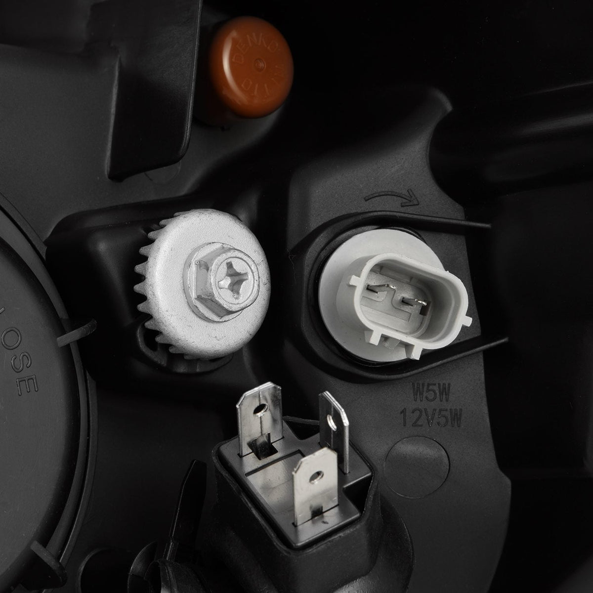 AlphaRex MK II LUXX-Series LED Projector Headlights for Toyota Tundra (2014-2021)