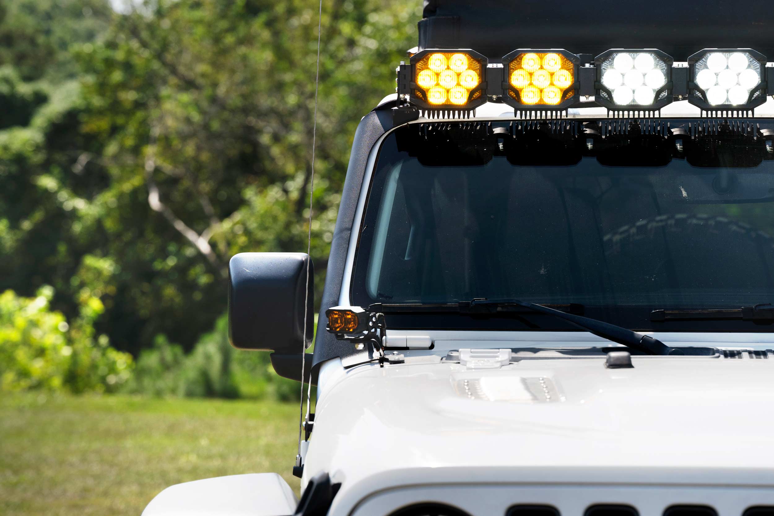 Morimoto Jeep Gladiator JT (20-26) Light Bar Roof Mounts