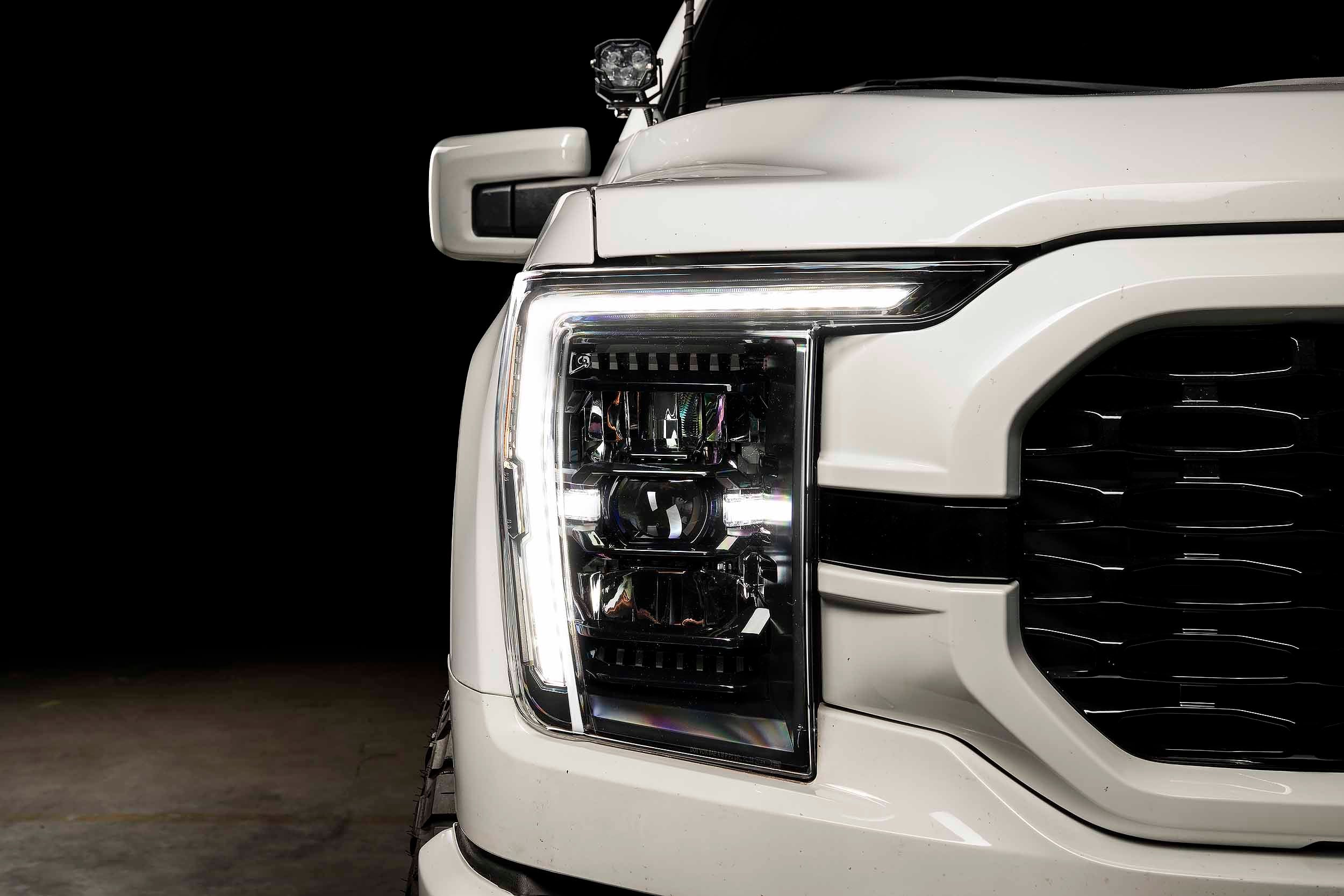 Morimoto Ford F-150 (21-23) XB Evo Hybrid LED Headlights