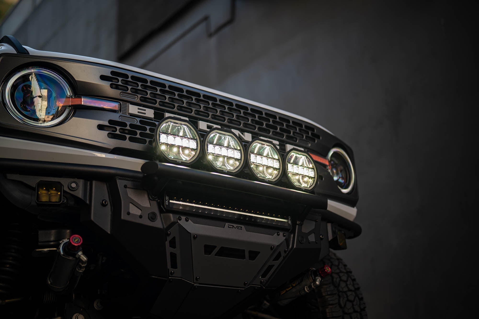 20-Inch-Halo-Elite-Dual-Row-Light-Bar-w-Accent-Light-1 - NVMOS