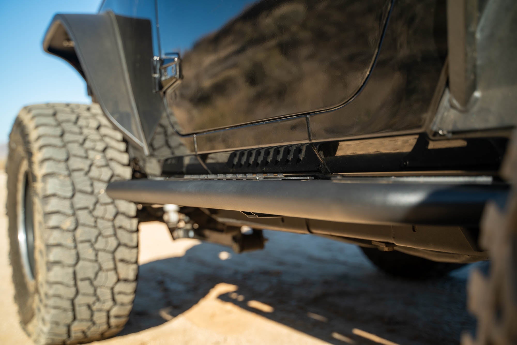 2007-2018-2-Door-Jeep-Wrangler-JK-OE-Plus-Side-Steps-Installed-01 - NVMOS