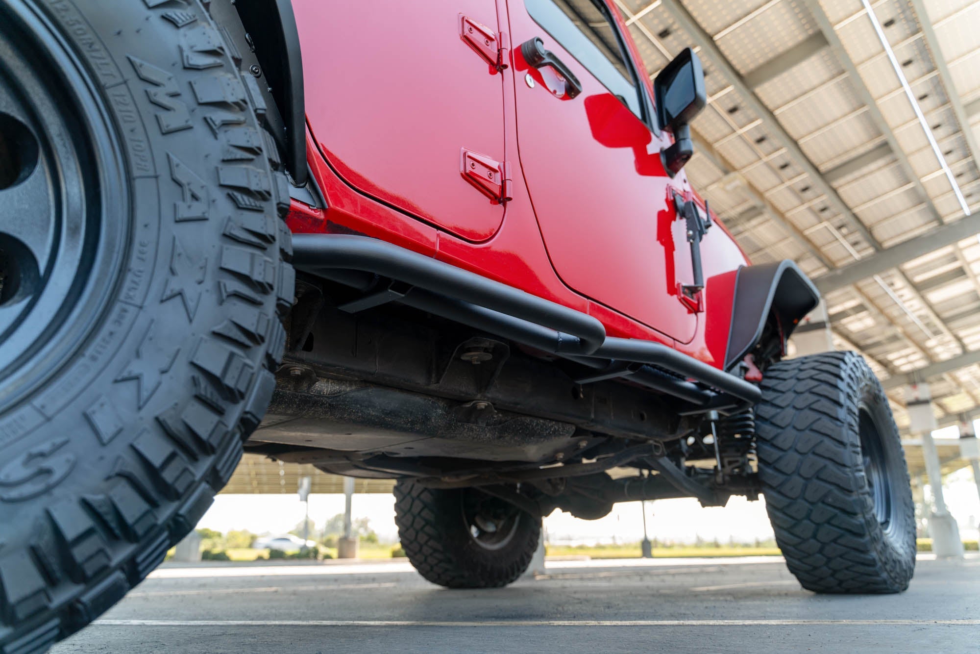 2007-2018-4-Door-Jeep-Wrangler-JK-OE-Plus-Side-Steps_Installed-02 - NVMOS