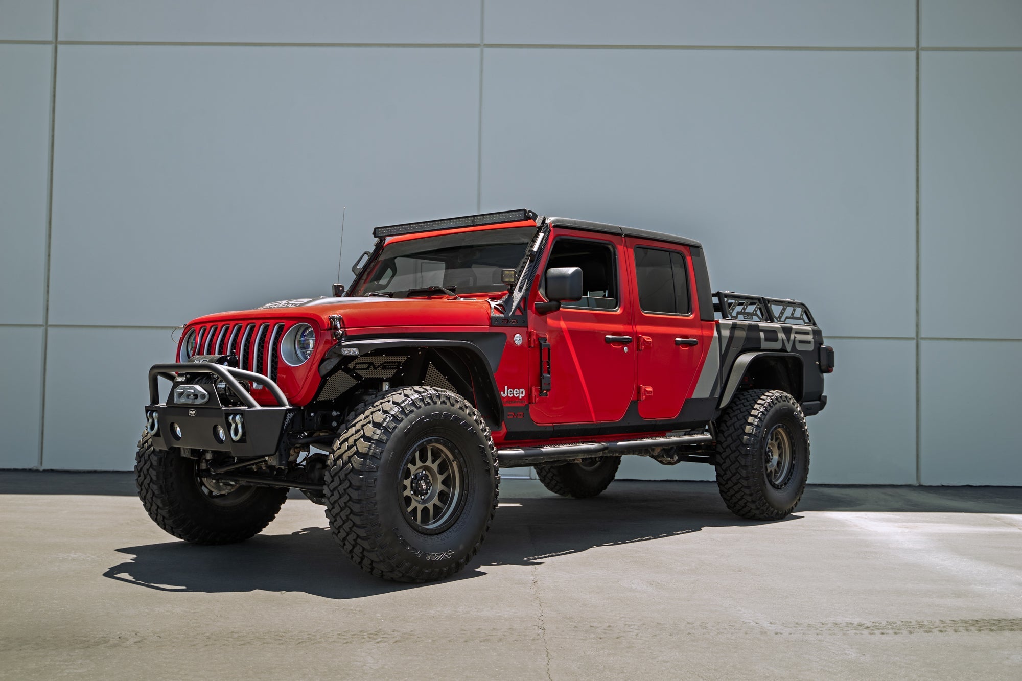 2007-2023-Jeep-Wrangler-JK-JL-_-Gladiator-JT-Hinge-Mounted-Steps_Installed_1 - NVMOS