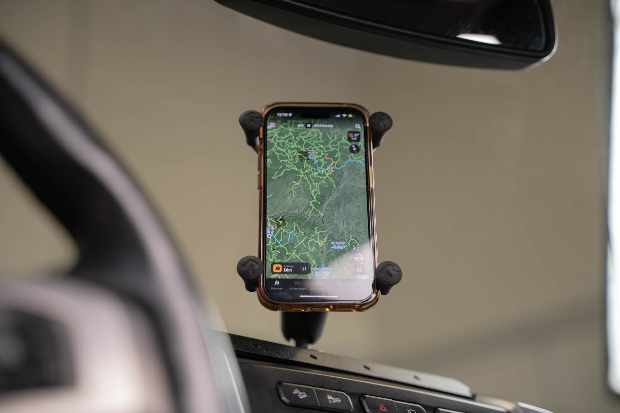 2015-2020-F-150-_-2017-2021-F-250-350-Digital-Device-Dash-Mount-installed-3 - NVMOS