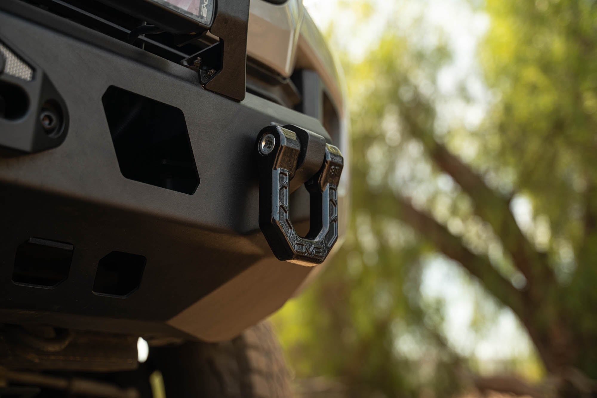2016-2023-Toyota-Tacoma-Center-Mount-Front-Bumper-V2-Offroad-2 - NVMOS