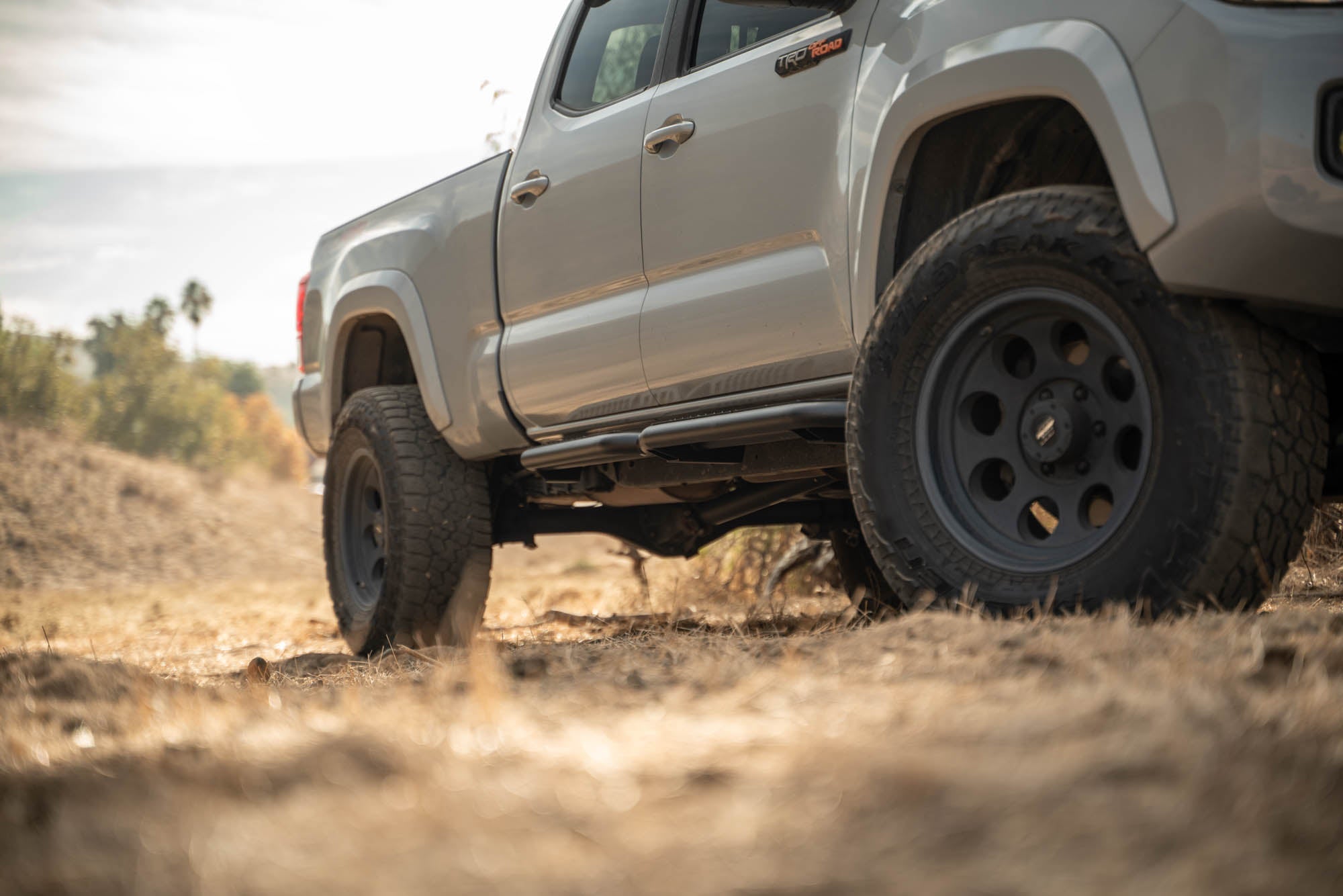 2016-2023-Toyota-Tacoma-Crew-Cab-OE-Plus-Side-Steps-Trail-9 - NVMOS
