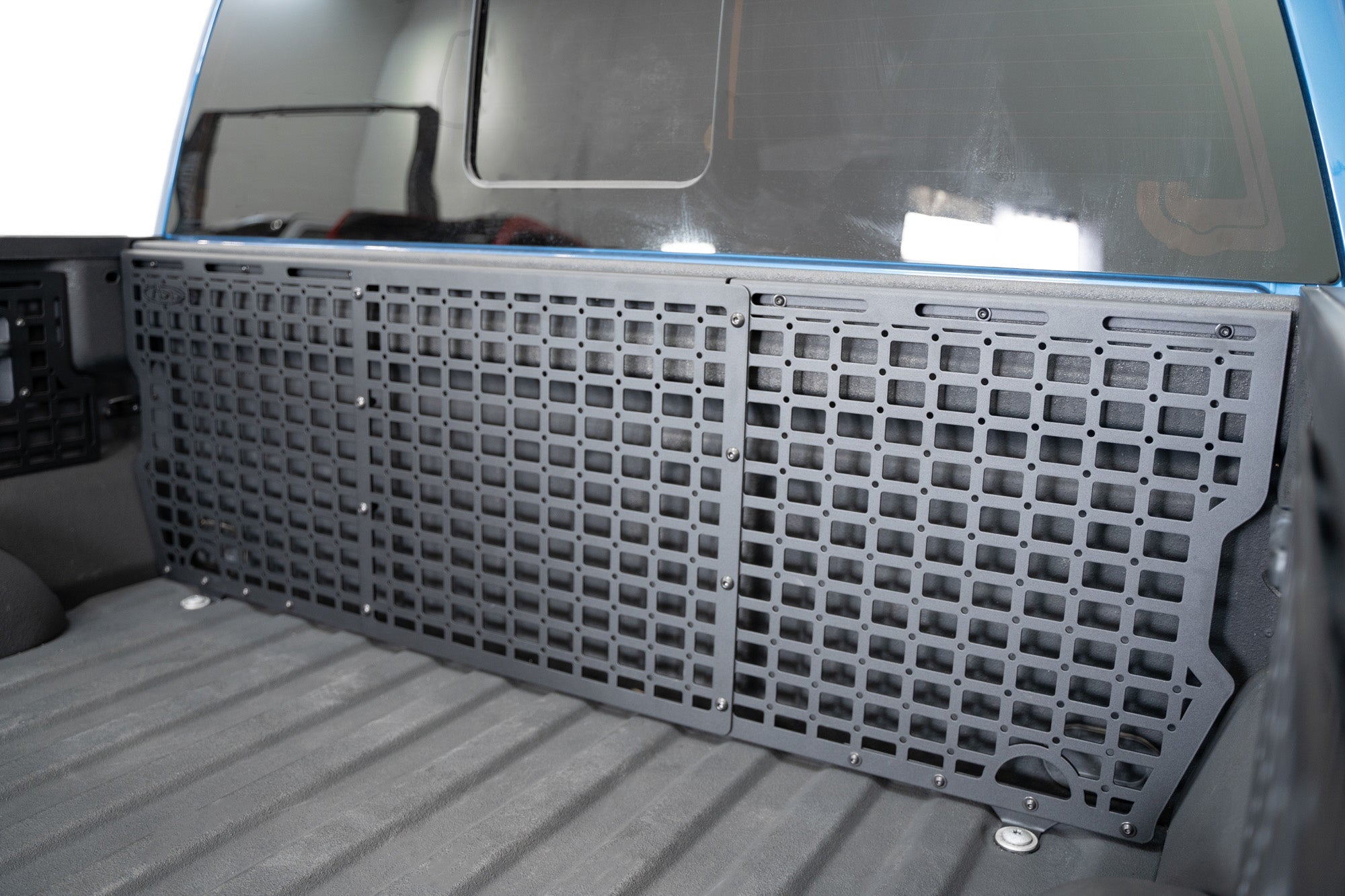 2017-2020-Ford-F-150-_-F-150-Raptor-Bed-Cab-Molle-Panels_Installed-06 - NVMOS