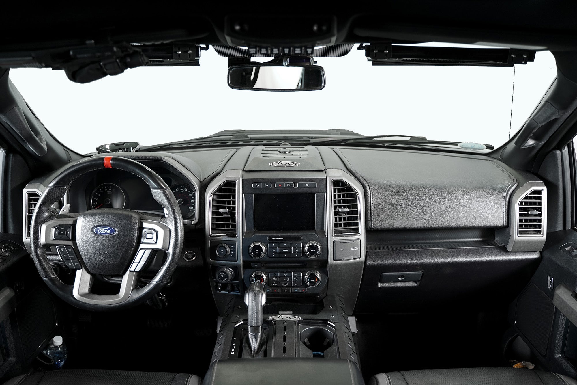 2017-2020-Ford-F-150-_-F-150-Raptor-Digital-Device-Dash-Mount_Studio_06 - NVMOS