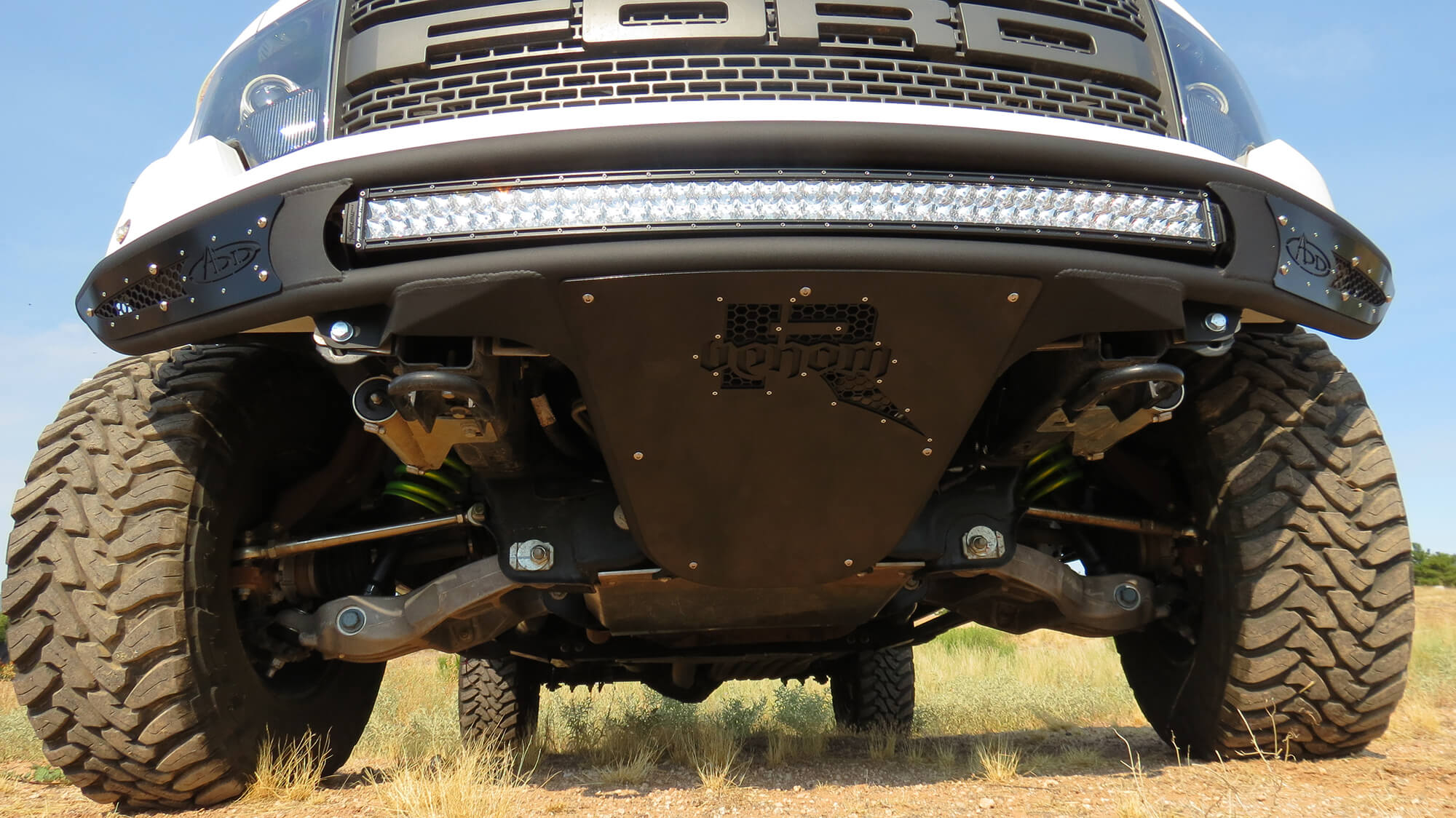 2017-ford-raptor-front-bumper_6a60366f-4b4c-407b-b147-a68e4189ce45 - NVMOS