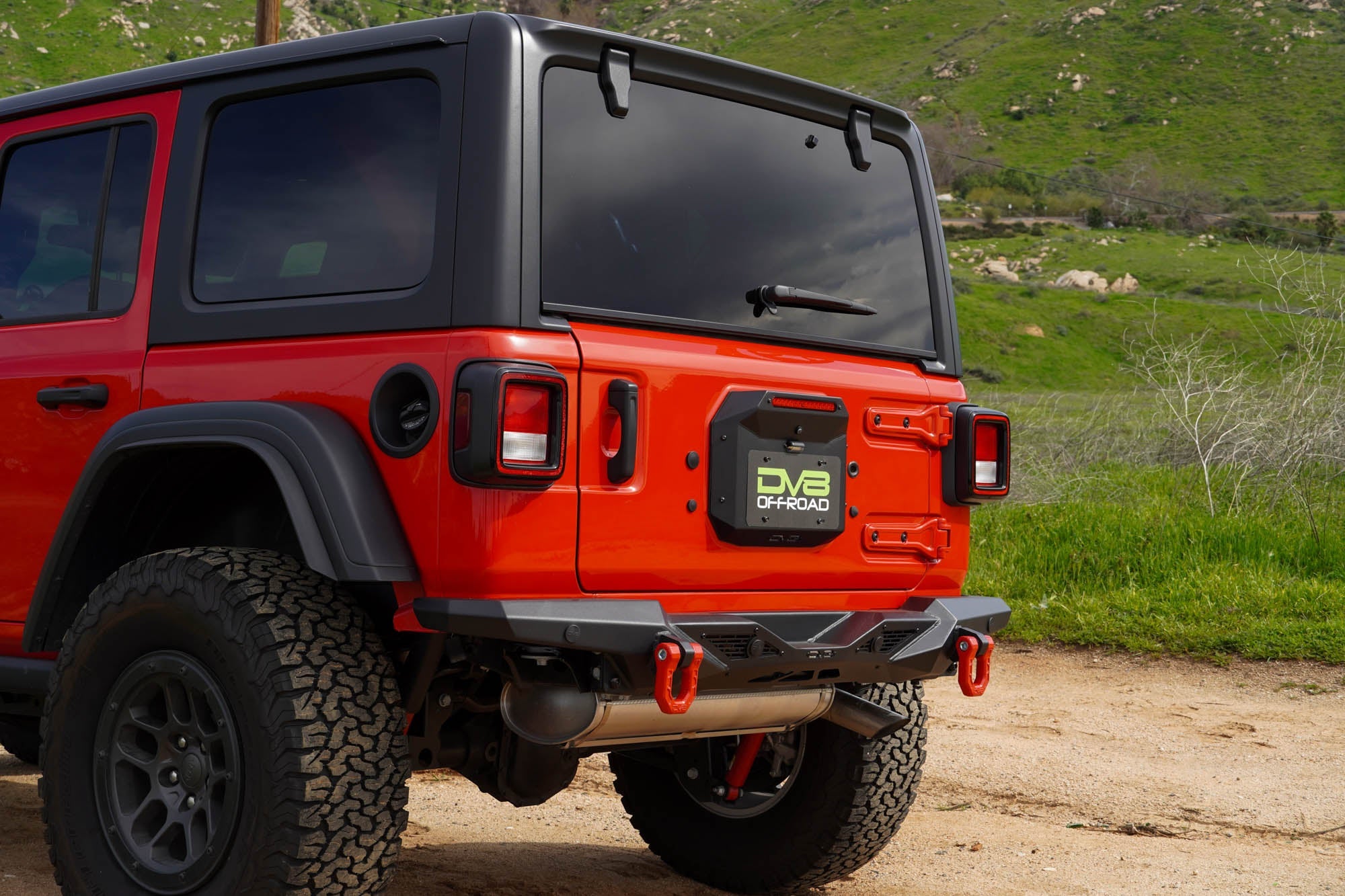 2018-2023-Jeep-Wrangler-JL-Spare-Tire-Delete_Installed-05 - NVMOS