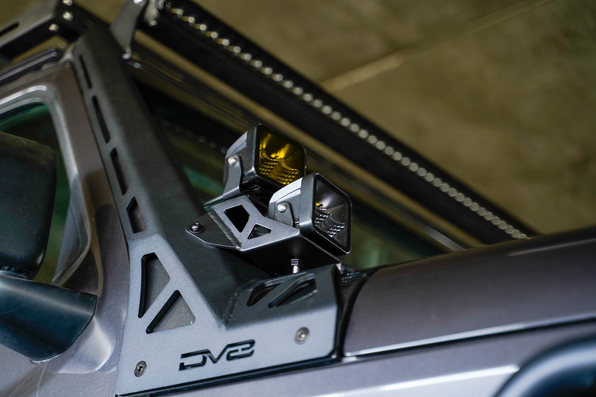 2018-2023-Jeep-Wrangler-JL-_-Gladiator-JT-A-Pillar-Dual-Light-Pod-Mounts_installed_10 - NVMOS