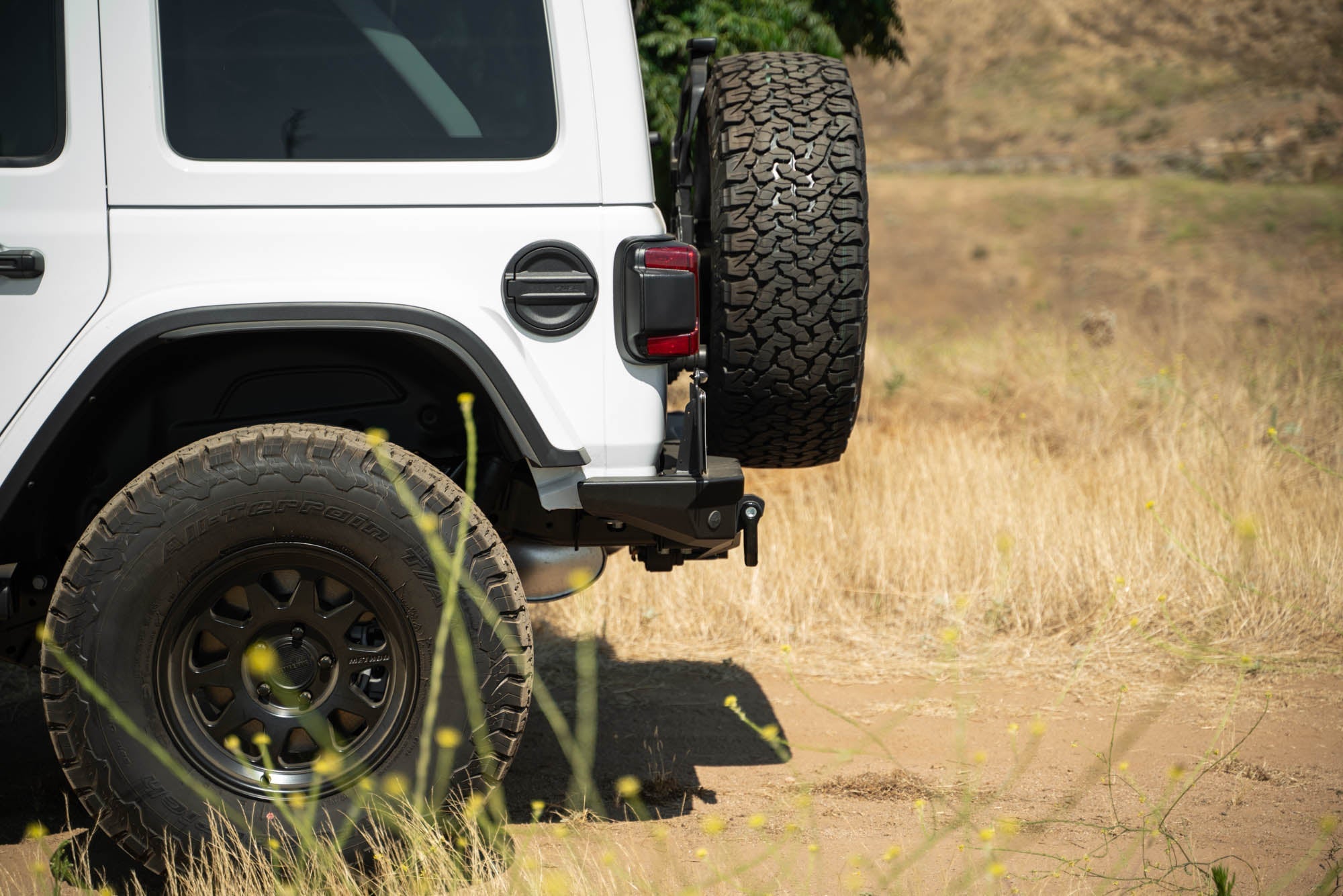 2018-2024-Jeep-Wrangler-JL-Made-To-Overland-Rear-Bumper-10 - NVMOS