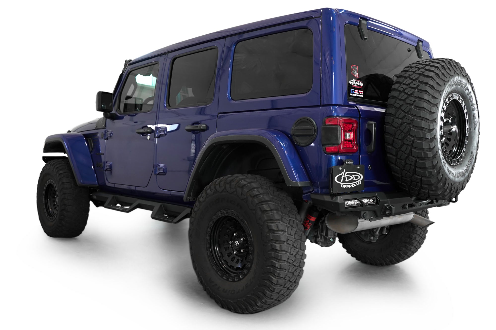 2018-2024-Jeep-Wrangler-JL-Phantom-Rear-Bumper-Installed-6 - NVMOS