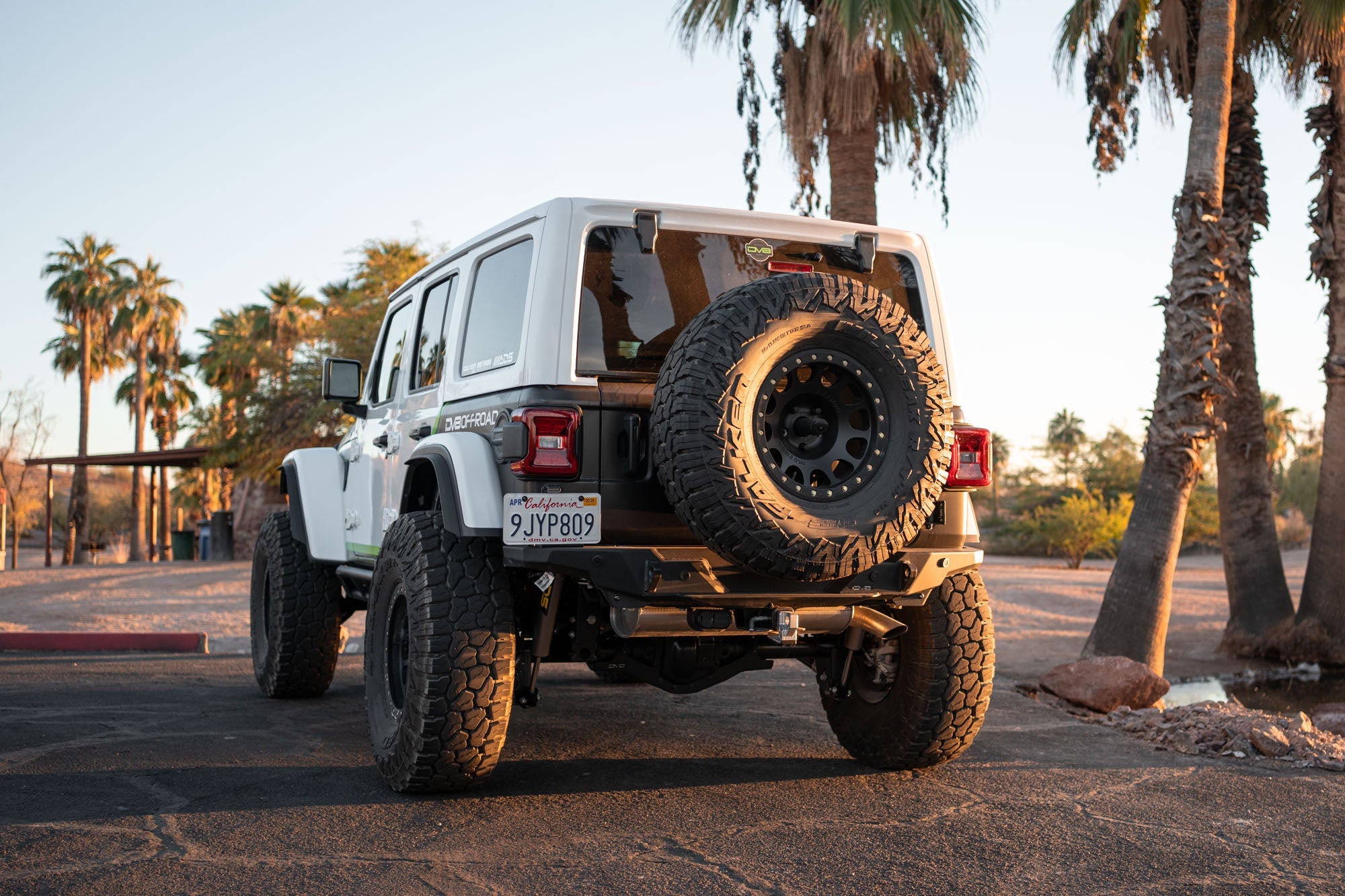 2018-2025-Jeep-Wrangler-JL-Spare-Tire-Carrier-fising-1 - NVMOS