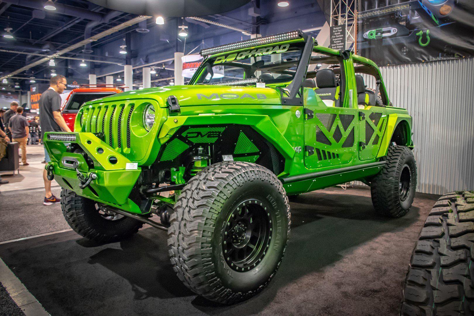 2018-21-jeep-jl-2020-21-jt-half-doors-with-aluminum-mesh-dv8-offroad-2_e1020d79-9d4e-4bbc-8fa2-544aeba6757b - NVMOS