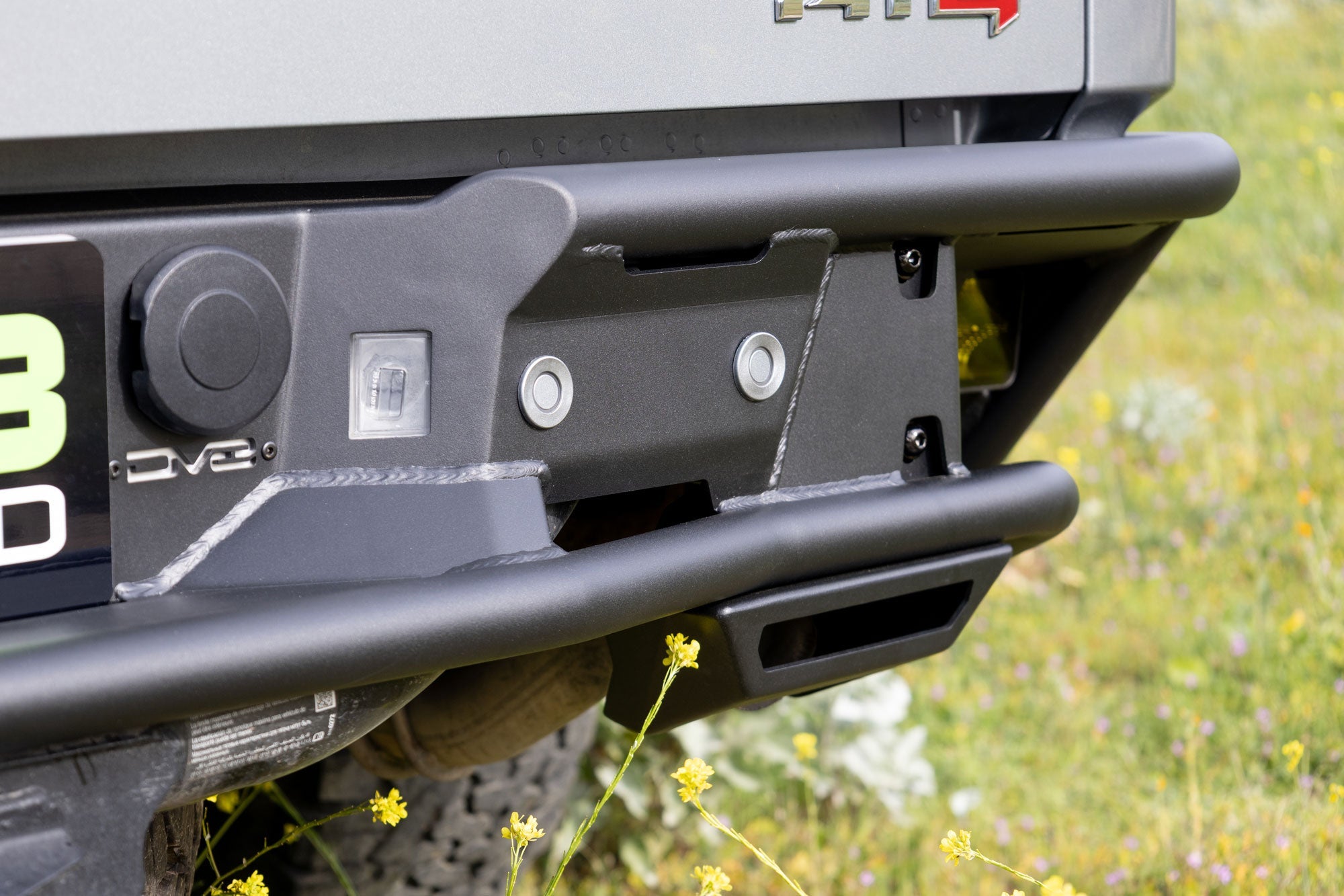 2019-up-Silverado-and-Sierra-1500-Tube-Rear-Bumper-Installed-4 - NVMOS