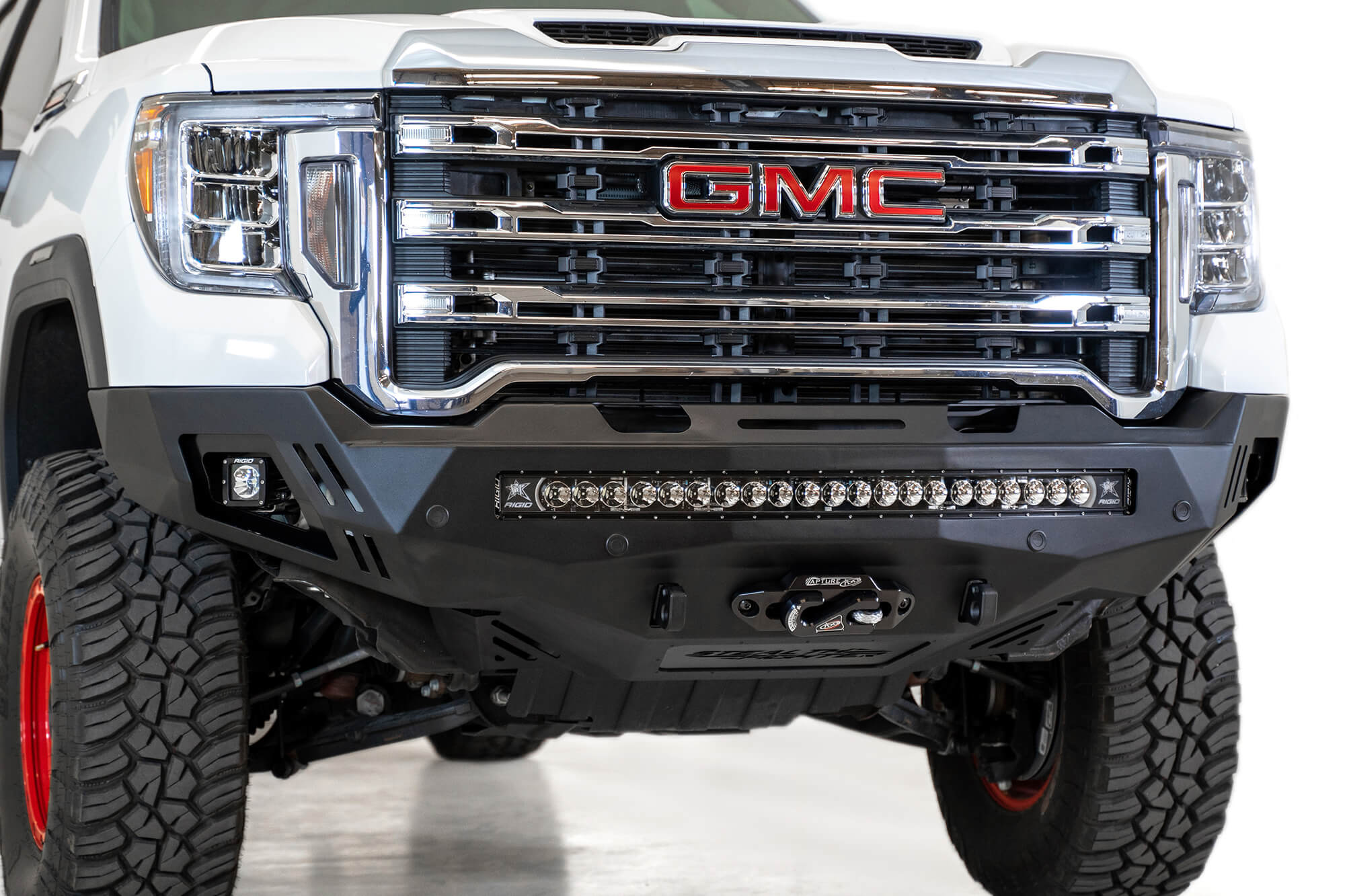 2020---2022-GMC-2500-3500-aftermarket-front-bumper_ea07dfc4-360b-41f4-97e8-e6d8a25604a0 - NVMOS