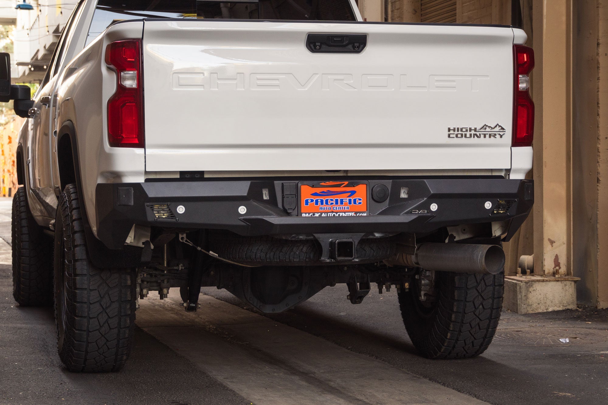 2020-2023-Chevy-_-GMC-2500_3500-Spec-Series-Rear-Bumper-Installed-1 - NVMOS