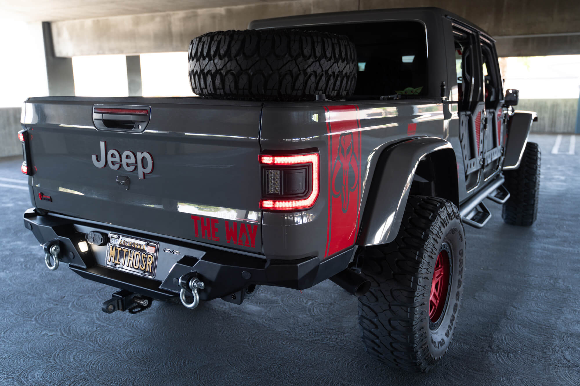2020-2023-Jeep-Gladiator-JT-FS-15-Series-Rear-Bumper_Installed-11 - NVMOS