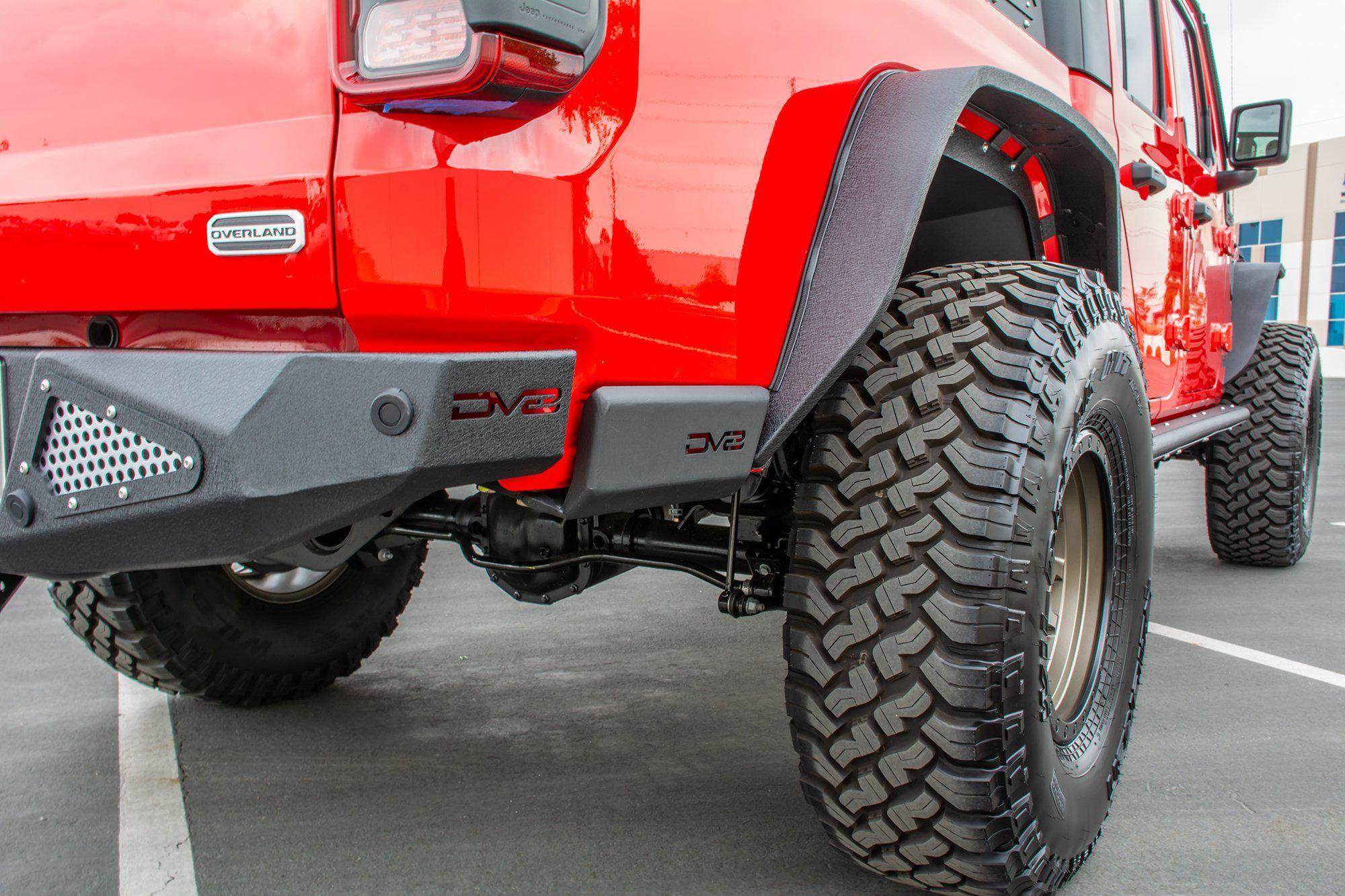 2020-21-jeep-gladiator-jt-bedside-rock-sliders-dv8-offroad-srgl-01-4 - NVMOS