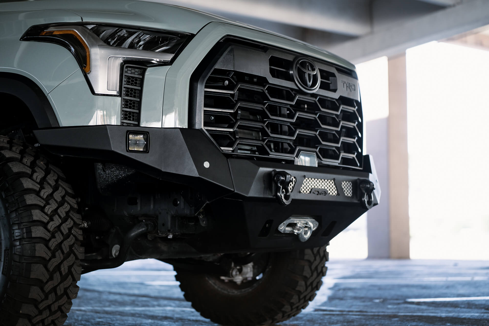 2021-2023-toyota-tundra-winch-front-bumper-made-to-overland - NVMOS