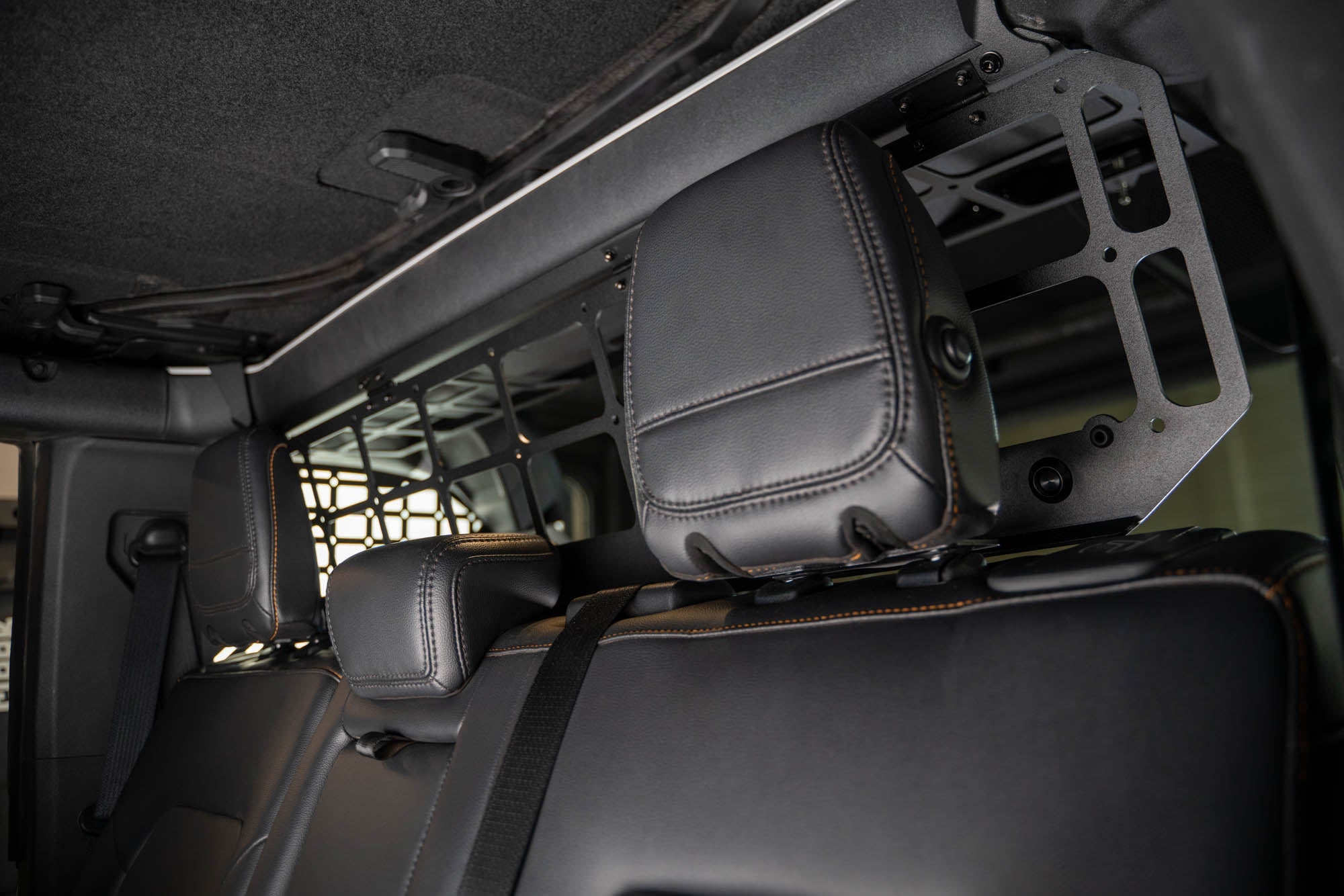 2021-2024-Ford-Bronco-Dog-Barrier-Installed-19 - NVMOS