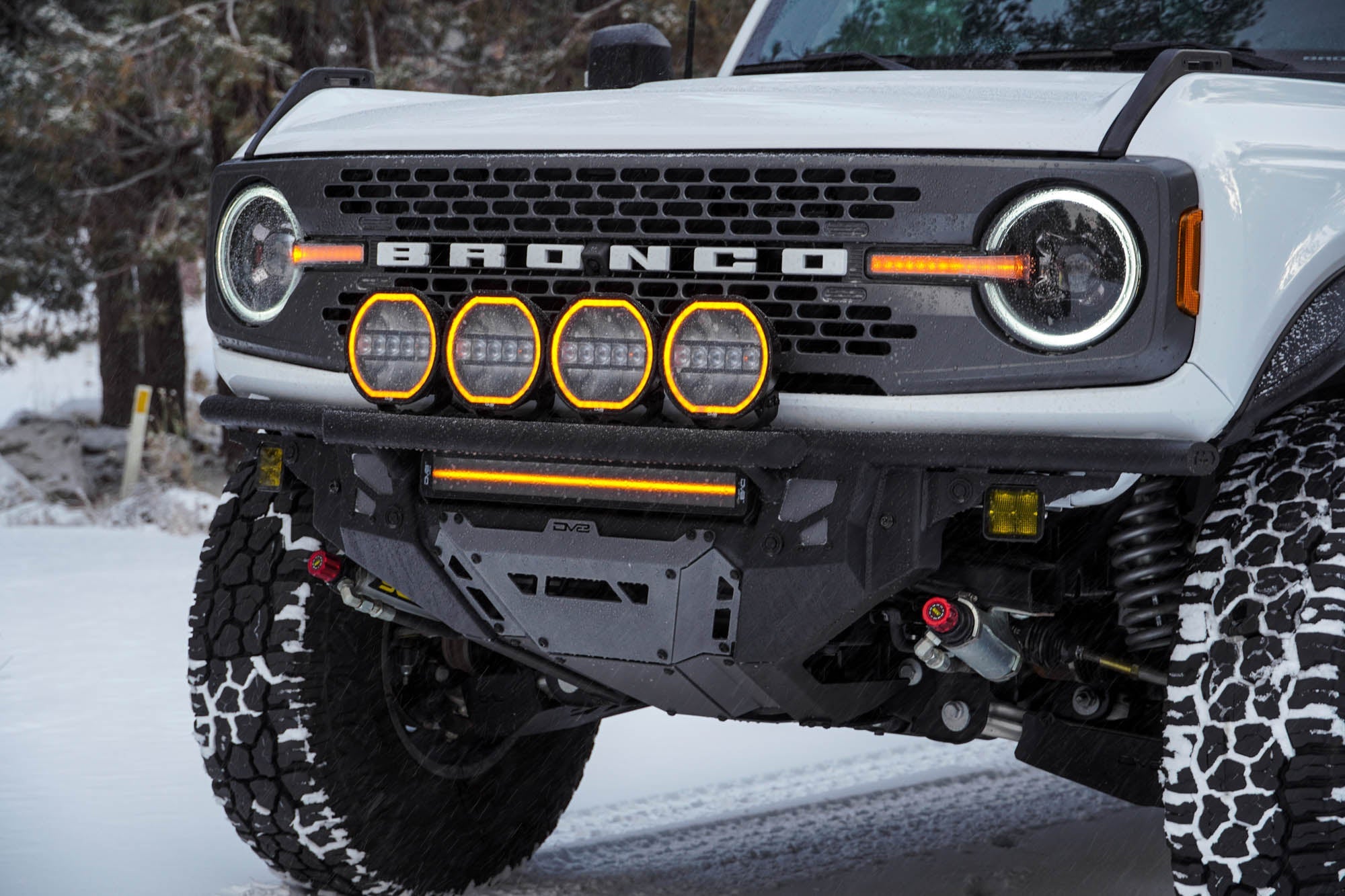 2021-2025-Ford-Bronco-Tube-Series-Front-Bumper-Installed-7 - NVMOS