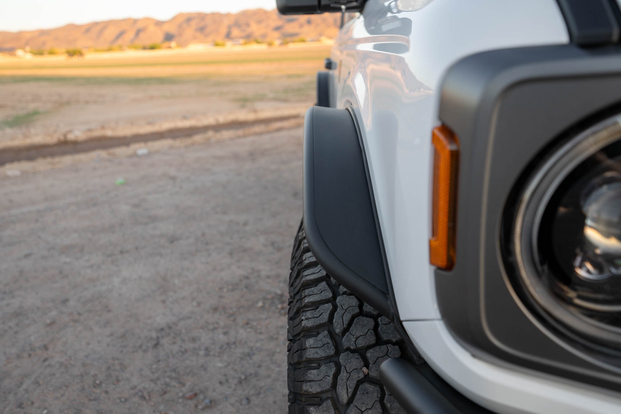 2021-up-bronco-Tube-Fender-Flares-1 - NVMOS