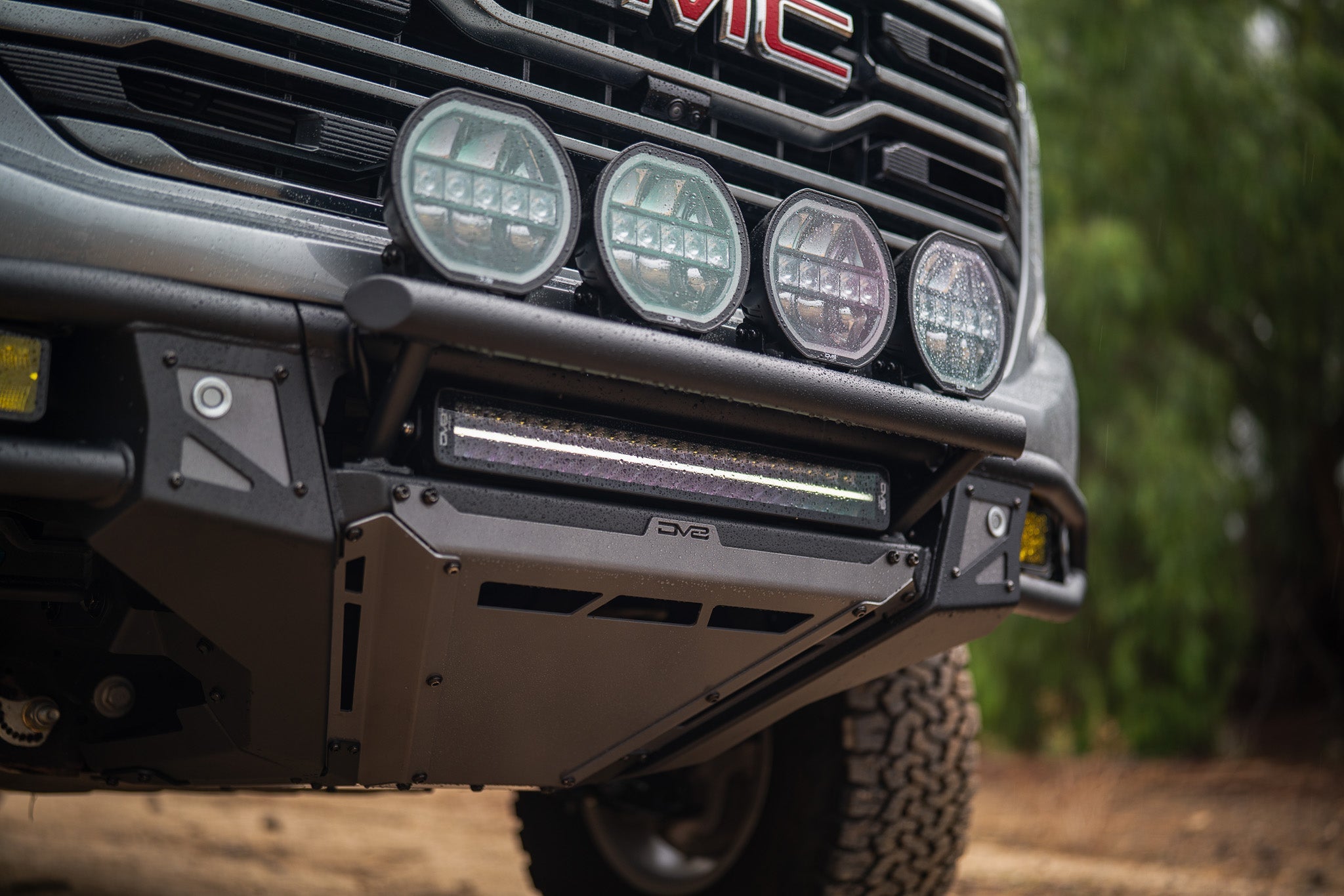 2022-up-GMC-Sierra-1500-Tube-Front-Bumper-installed-6 - NVMOS