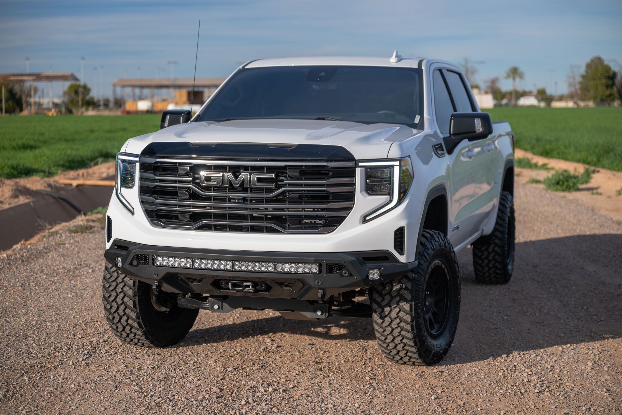 2022_GMC-Sierra-1500-Stealth-Fighter-Front-Bumper-Outdoor-Winch-2_f7a74a67-7dcc-441a-923e-2e851c74a109 - NVMOS
