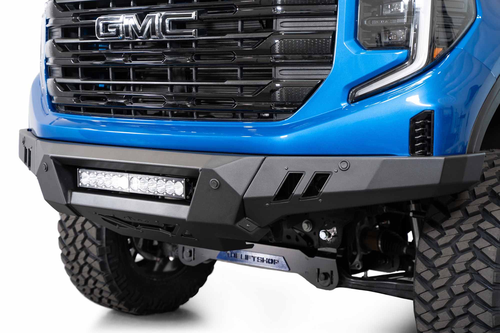 2022_GMC-Sierra-1500-black-label-front-bumper-installed-12 - NVMOS