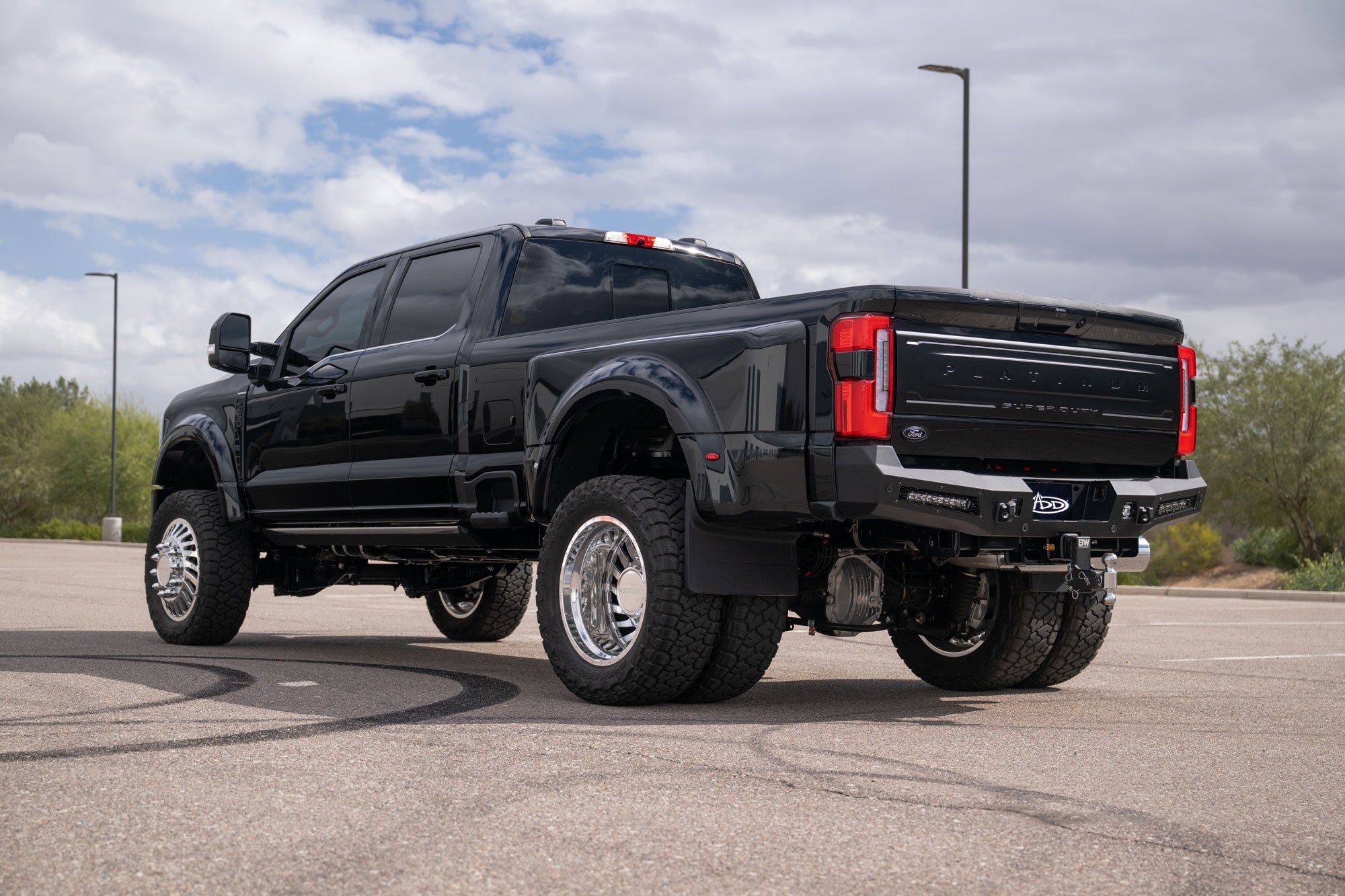 2023_-Ford-Super-Duty-Honeybadger-Rear-Bumper-Outdoors-8 - NVMOS