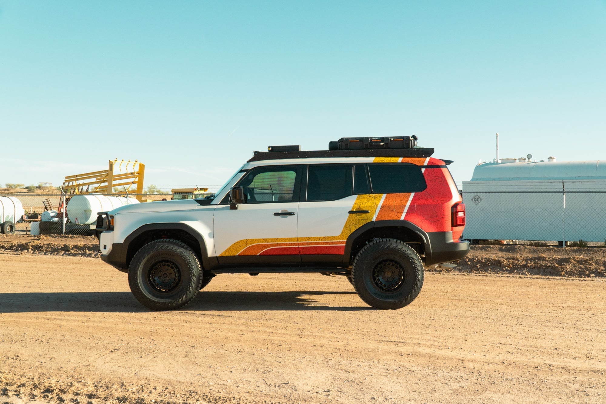 2024-Land-Cruiser-40-in-Lightbar-Roof-Rack-4 - NVMOS