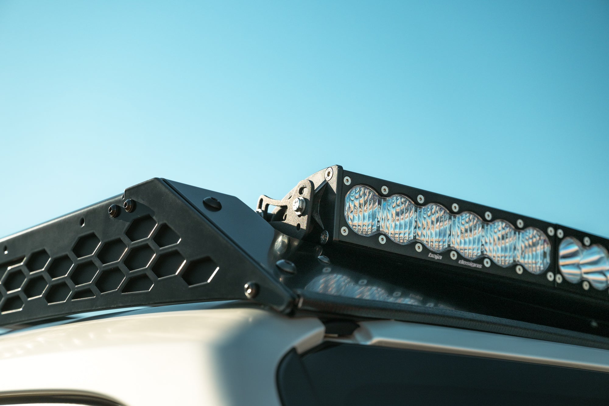 2024-Land-Cruiser-40-in-Lightbar-Roof-Rack-9 - NVMOS