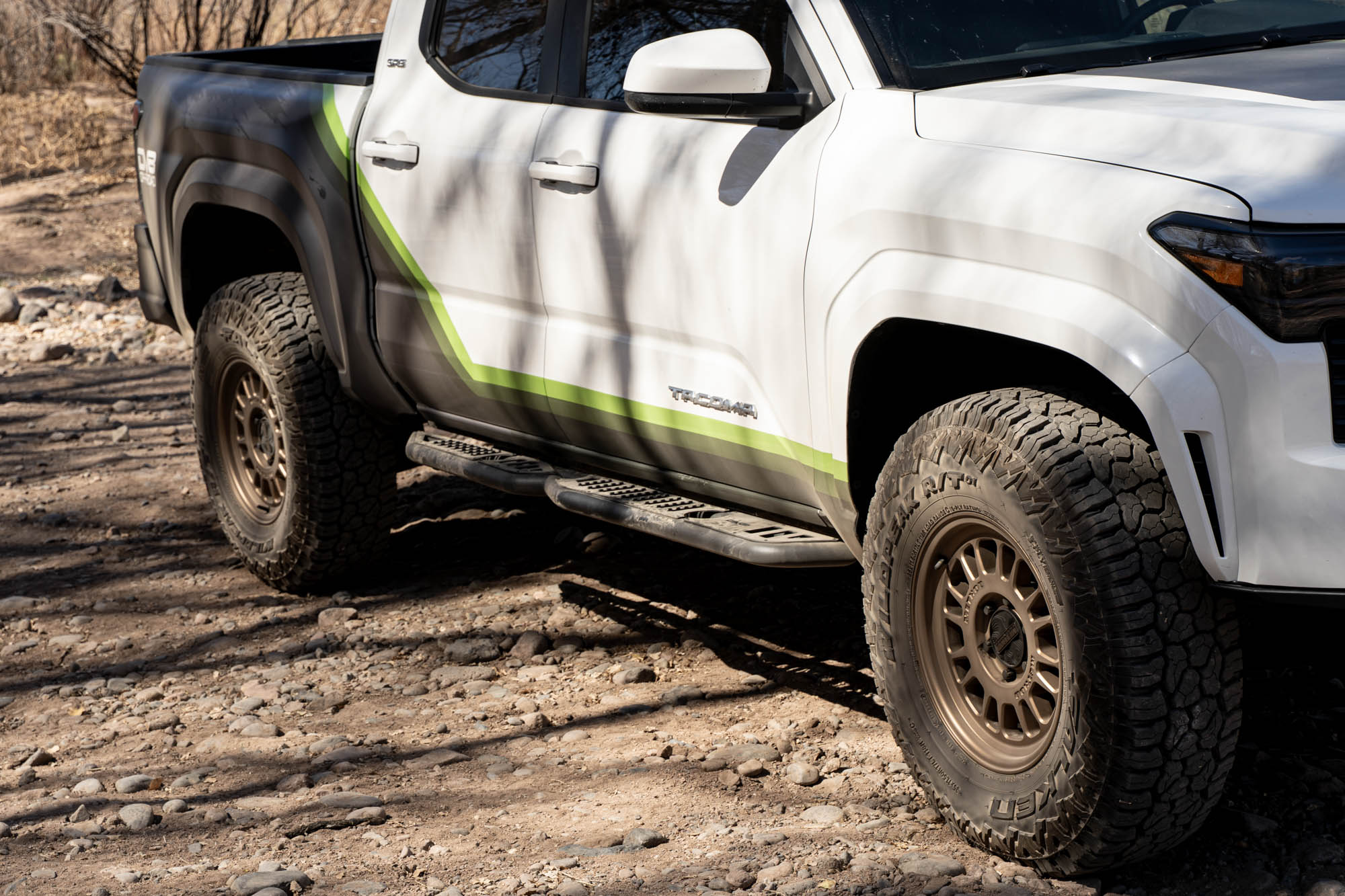 2024-up-Tacoma-Double-Cab-OE-Plus-Side-Steps-5 - NVMOS