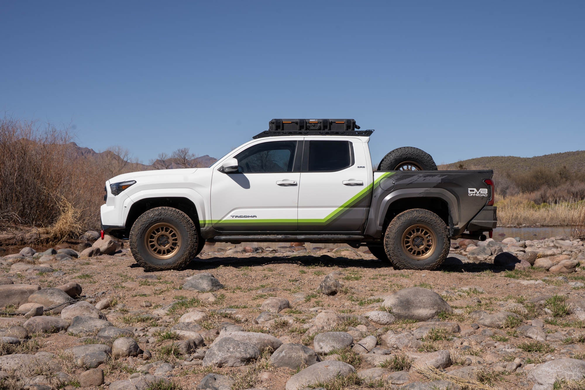2024-up-Tacoma-Double-Cab-OE-Plus-Side-Steps-8 - NVMOS