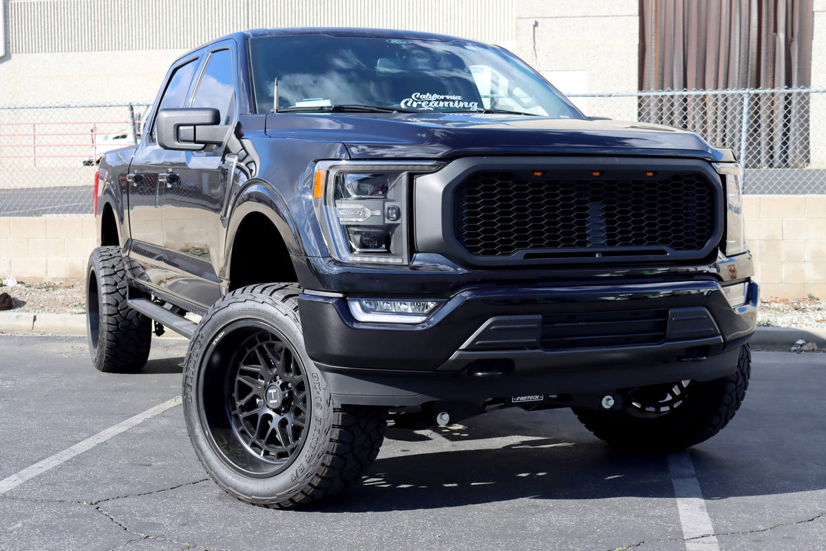 AlphaRex LUXX-Series LED Projector Headlights for Ford F-150 / Ford F-150 Raptor - Black