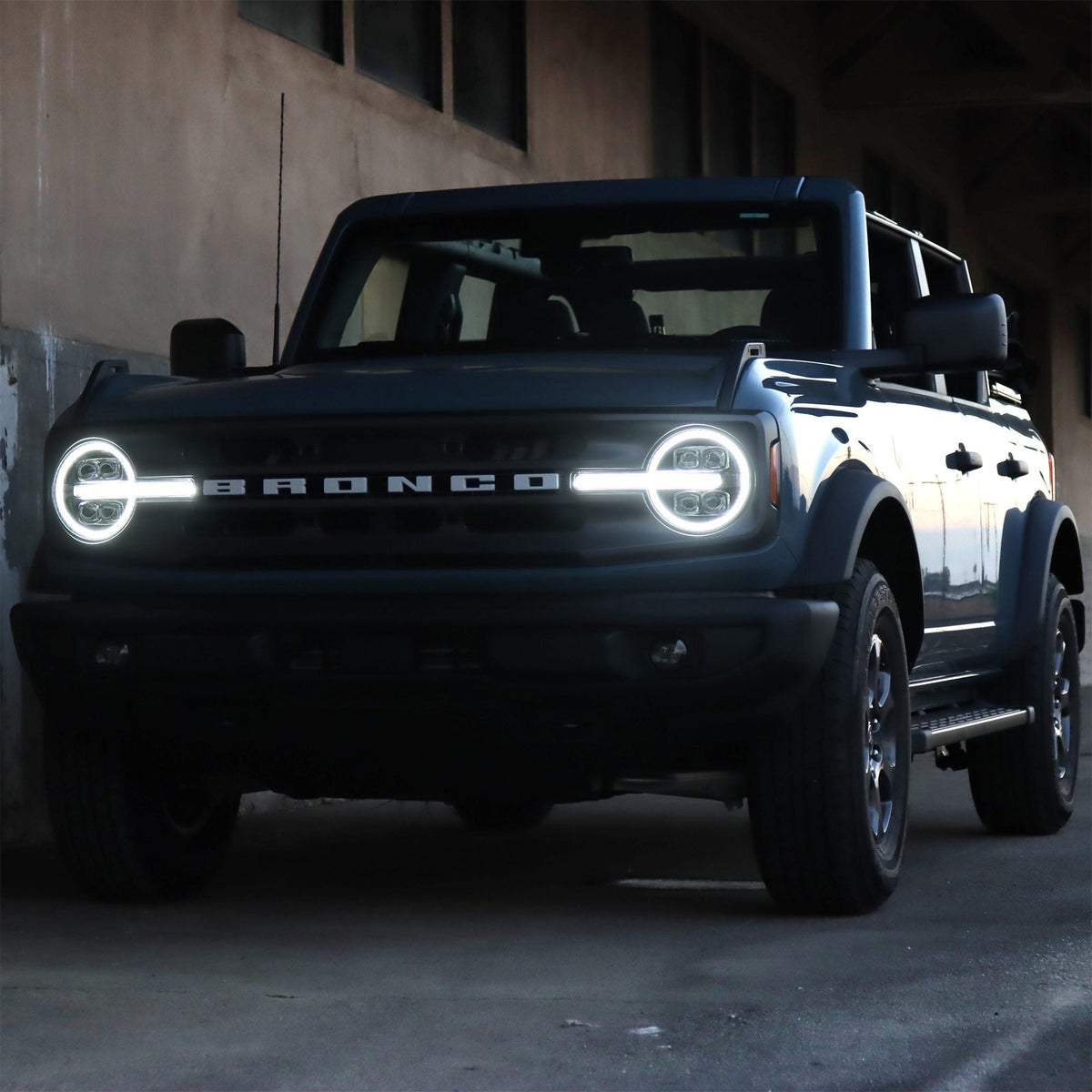 AlphaRex NOVA-Series LED Projector Headlights for Ford Bronco (2021-2026) / Ford Bronco Raptor (2022-2026)